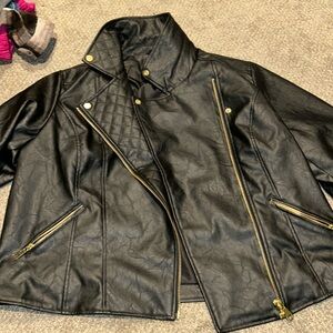Faux leather jacket ❤️